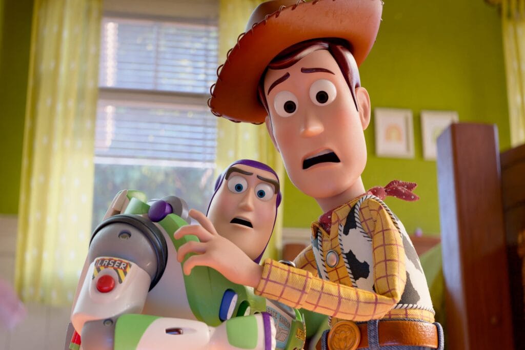 Pantallas, no juguetes: así impacta Toy Story 5 en la infancia actual