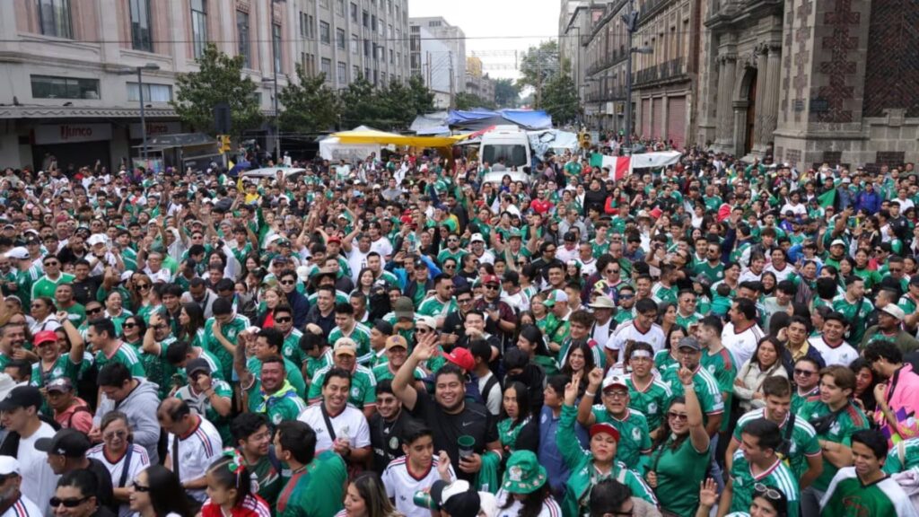 Fan Fest en Zócalo: más de 322 millones de pesos en primera semana