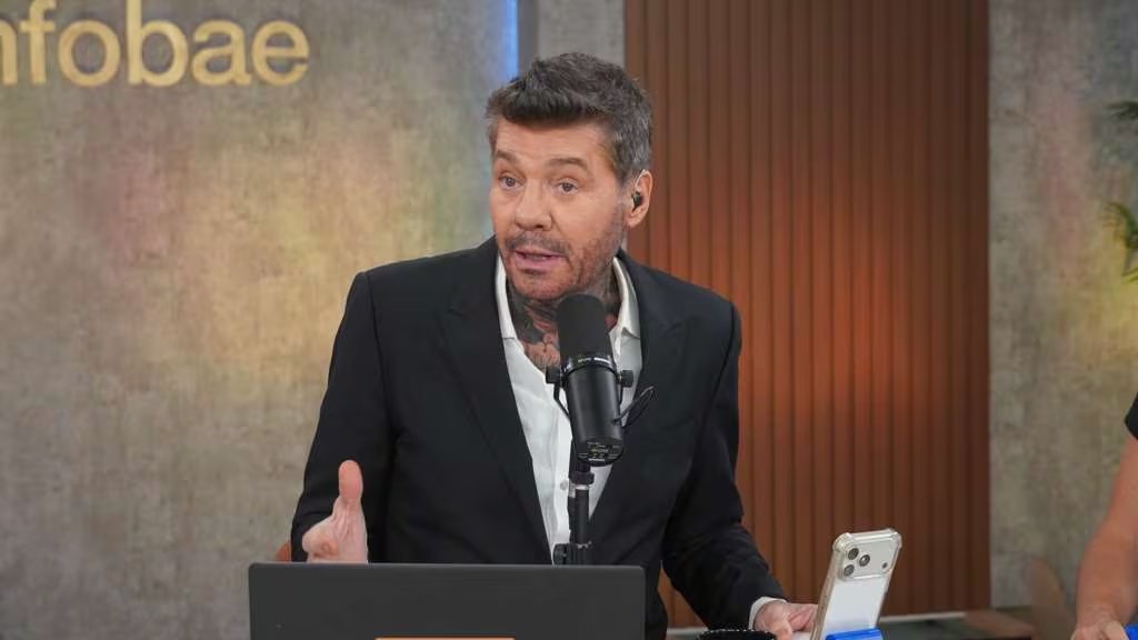 Marcelo Tinelli prueba tacos picantes en vivo y casi se queda sin aire