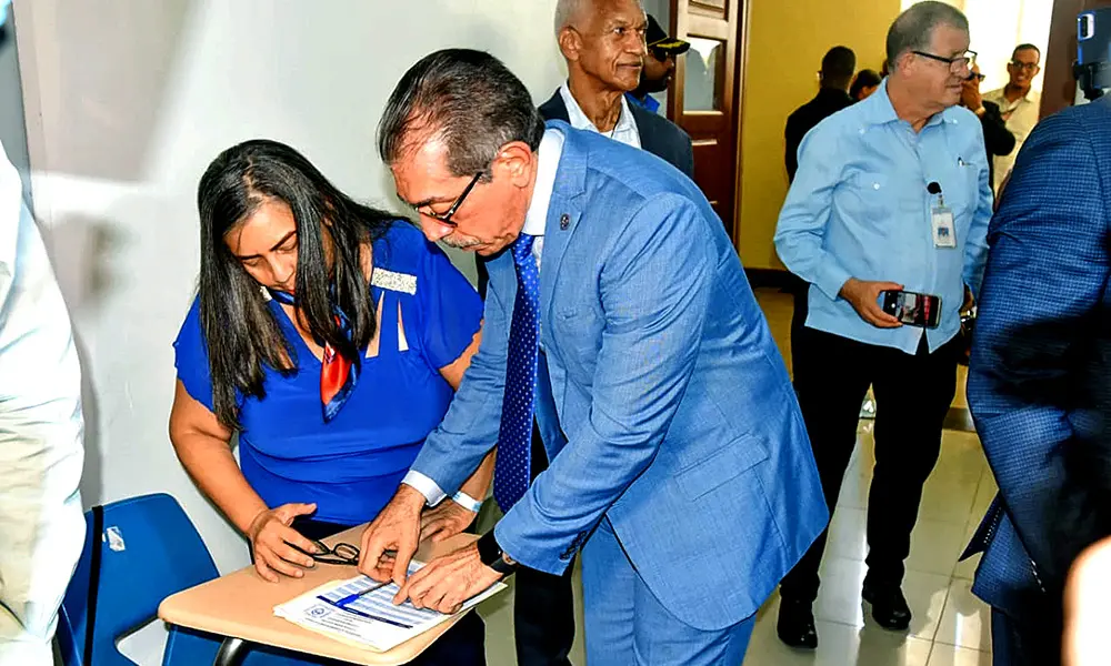 Tras participar en varios comicios, Asjana gana la rectoría de UASD