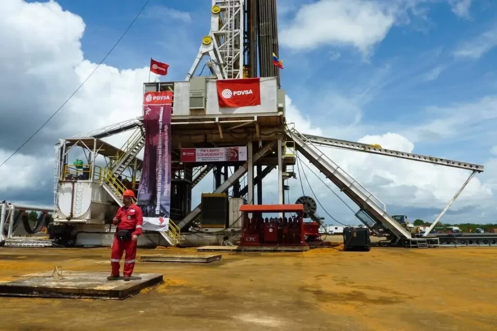EE.UU. flexibiliza sanciones sobre PDVSA y amplía licencias aviación