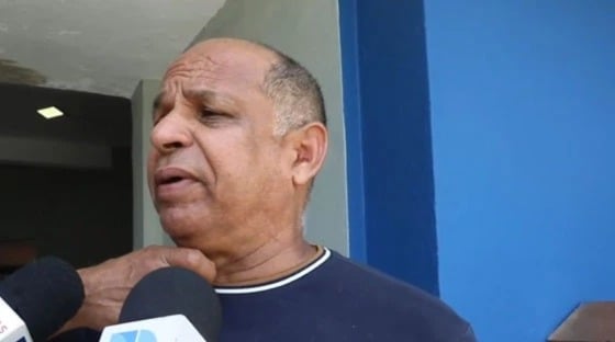 Hombre denuncia que fue golpeado y asaltado en Dajabón tras llegar de EE. UU. y le roban casi RD$2 millones en prendas