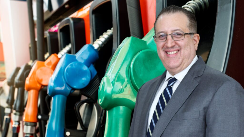 Si baja el petróleo, bajan los precios”: Magín Díaz responde a críticas por los combustibles en RD