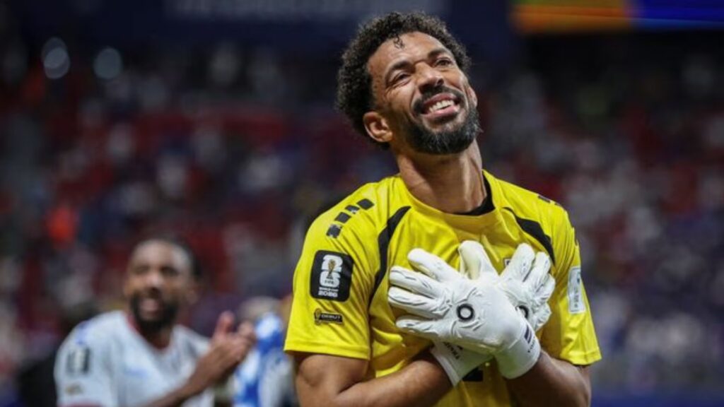 De 50 mil a 15 millones: la historia de Vozinha, el arquero de Cabo Verde que se robó el Mundial
