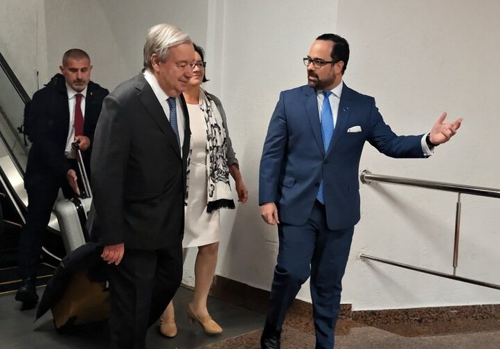 Secretario general de la ONU llegó al país ; agenda incluye reunión con el presidente Abinader y viaje a Haití