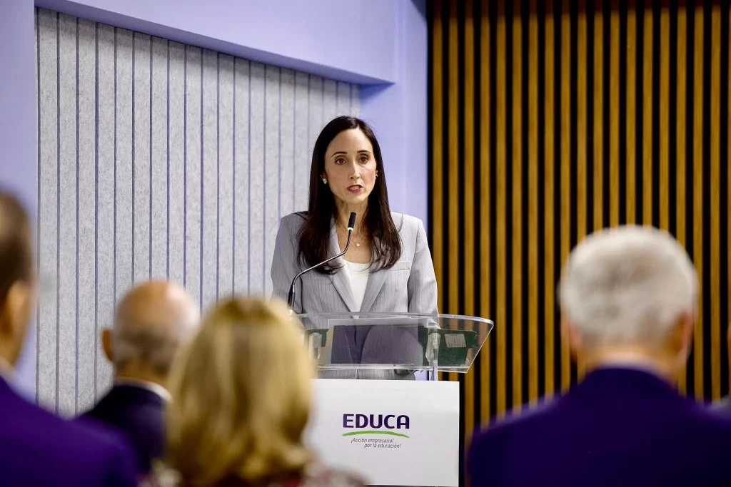 Educa aboga por despolitización del sistema educativo