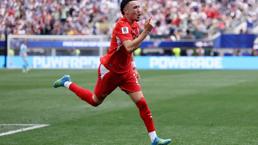 Rubén Vargas hace historia como el primer dominicano en marcar un gol en un Mundial