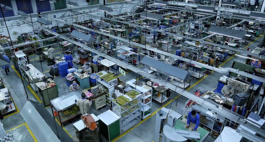 Colombia reducirá jornada a 42 horas desde julio 2026: cambios clave para empresas