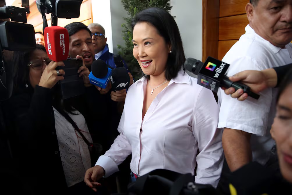 Keiko Fujimori logra ventaja irreversible y espera ser declarada presidenta de Perú