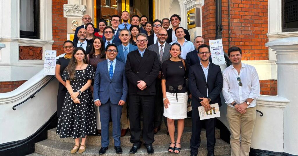 El Gobierno del presidente Daniel Noboa fortalece la promoción de inversiones sostenibles en Reino Unido