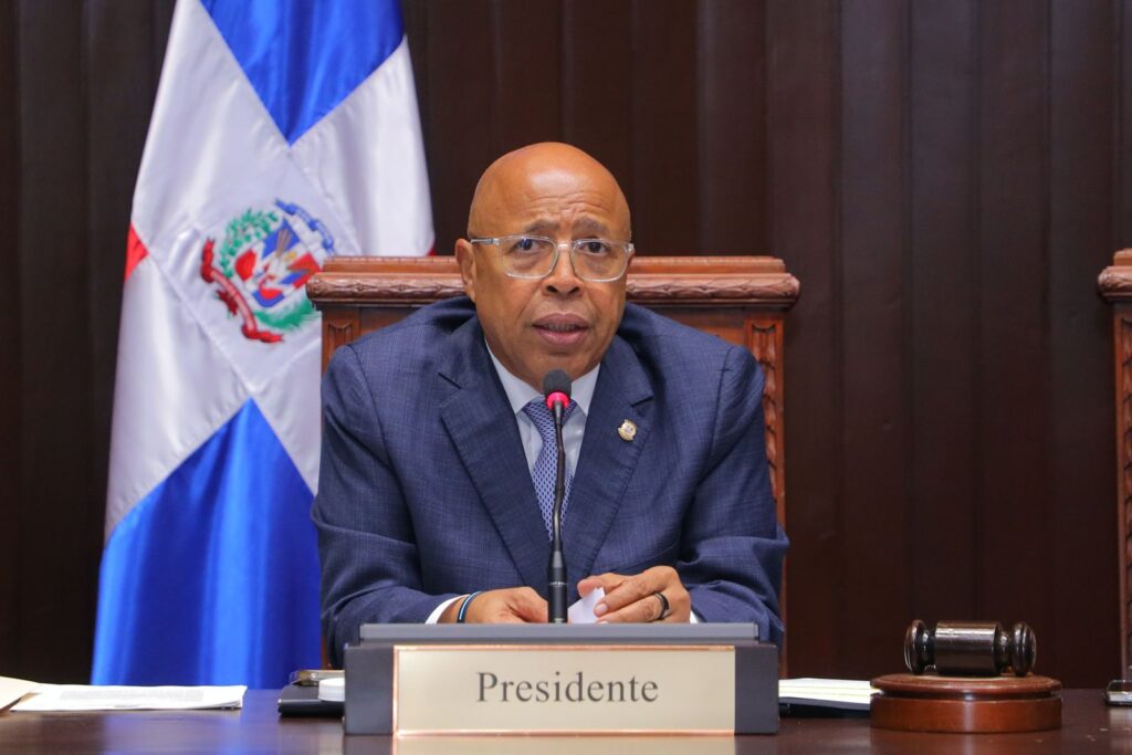 Diputados siguen debate de reforma laboral
