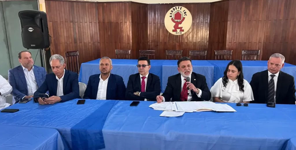 Comerciantes urgen tarifas justas por residuos