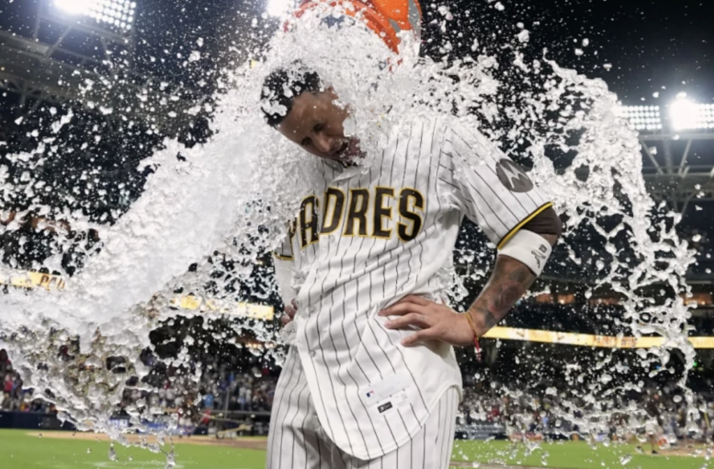 Imparable de Machado decide en la décima y Padres dejan en el terreno a los Bravos