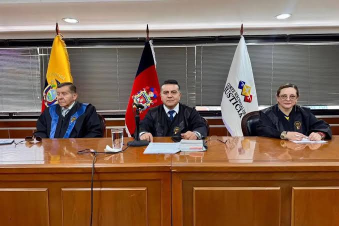 Tribunal de la CNJ absuelve a exministro de Energía y otros procesados en caso de cohecho