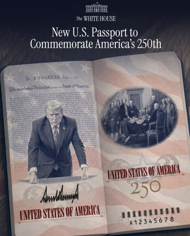 Trump presenta nuevo pasaporte de EEUU