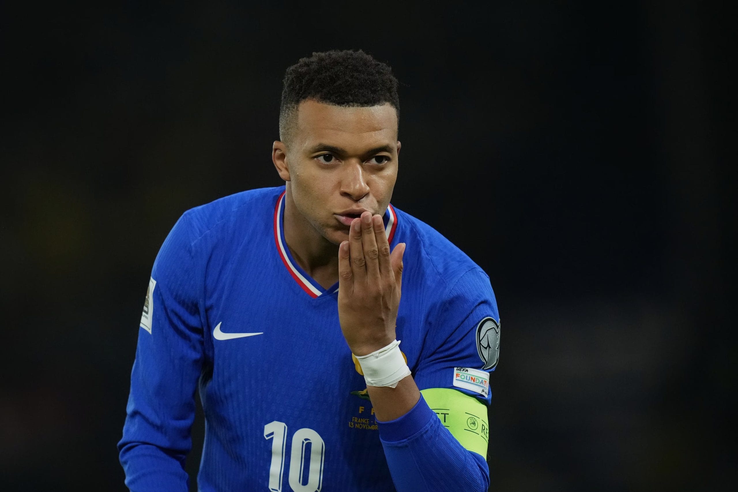 Kylian Mbapp&eacute; est&aacute; a un solo gol de convertirse en el m&aacute;ximo goleador de Francia en mundiales (AP Photo/Christophe Ena)