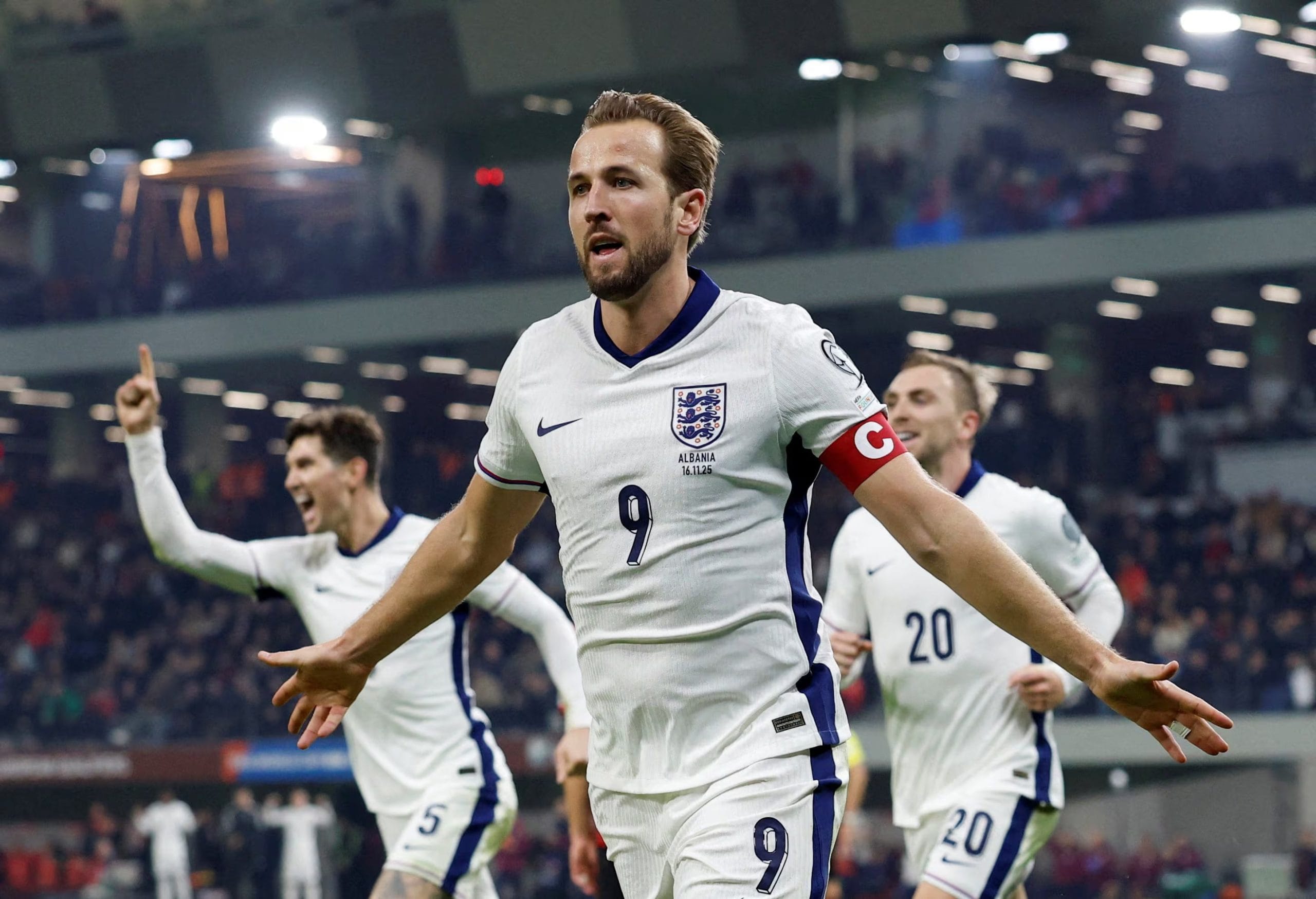 Inglaterra est&aacute; a solo cuatro goles de Espa&ntilde;a