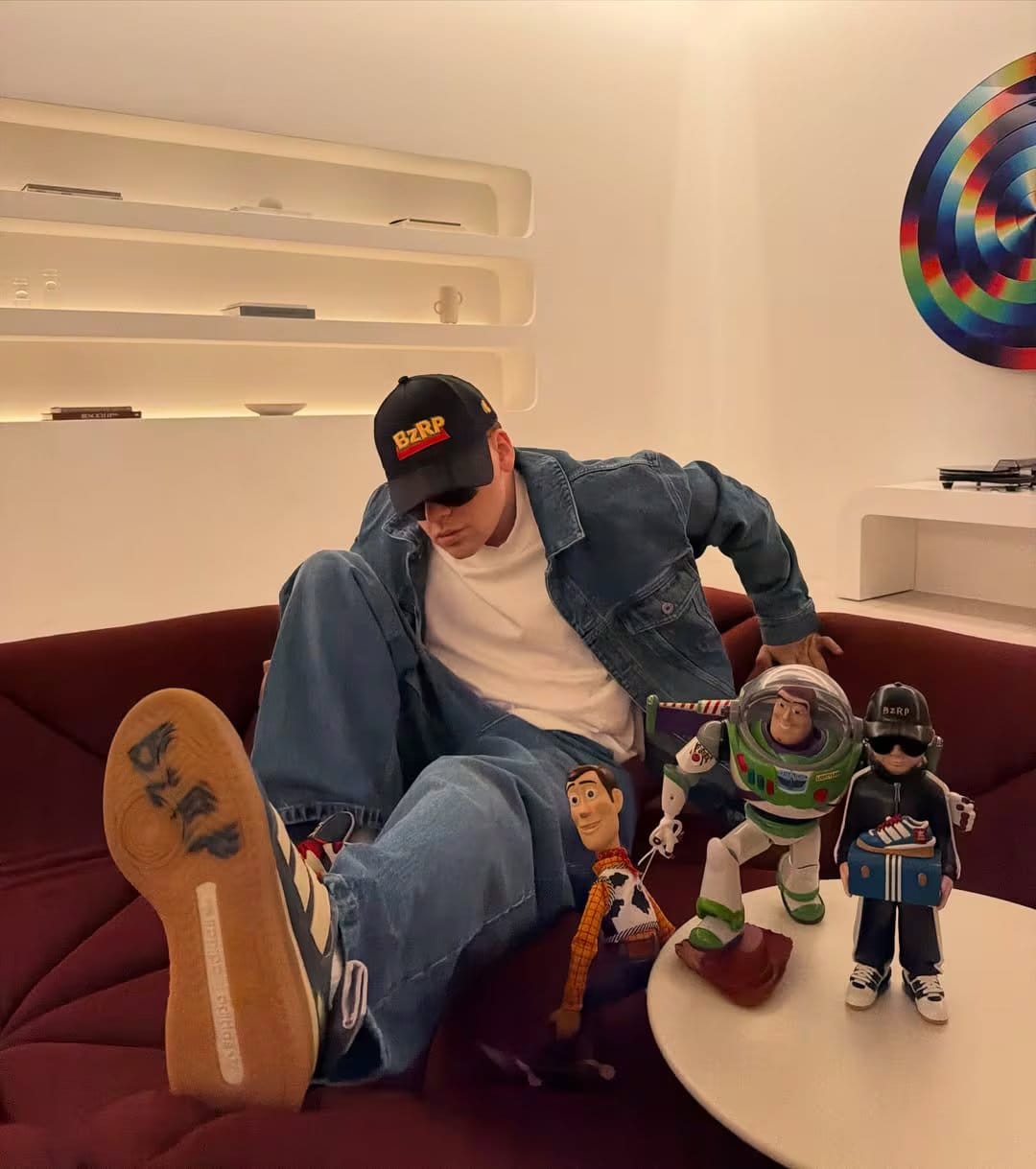 Bizarrap celebró en sus redes sociales la oportunidad de formar parte de Toy Story 5 utilizando la referencia a su misteriosa 'capítulo 42'