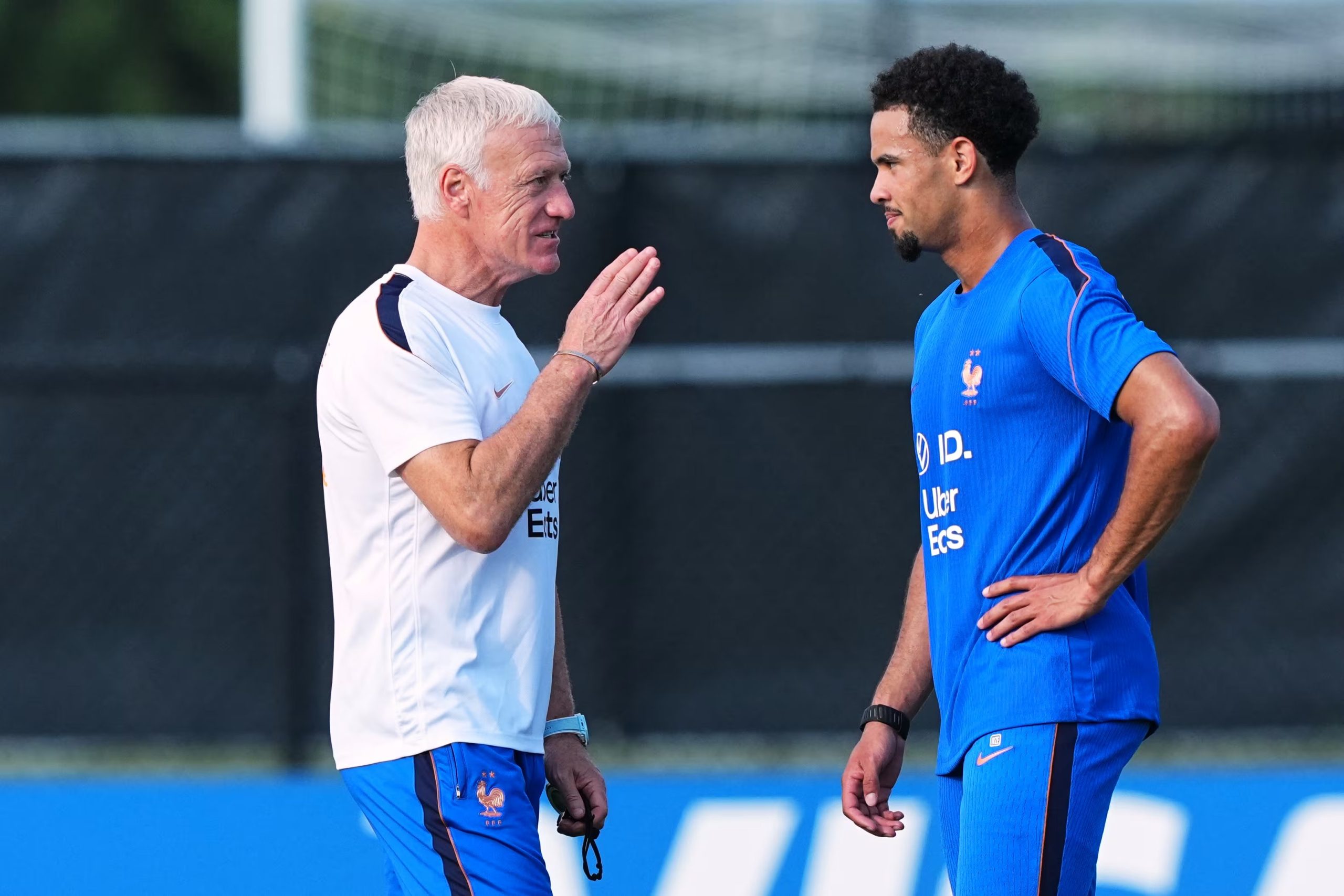 La línea ofensiva de Suecia, con Gyökeres, Isak y Elanga, fue señalada por Deschamps como una de las fortalezas del rival de cara al duelo de octavos de final del Mundial (AP Foto/Martin Meissner)