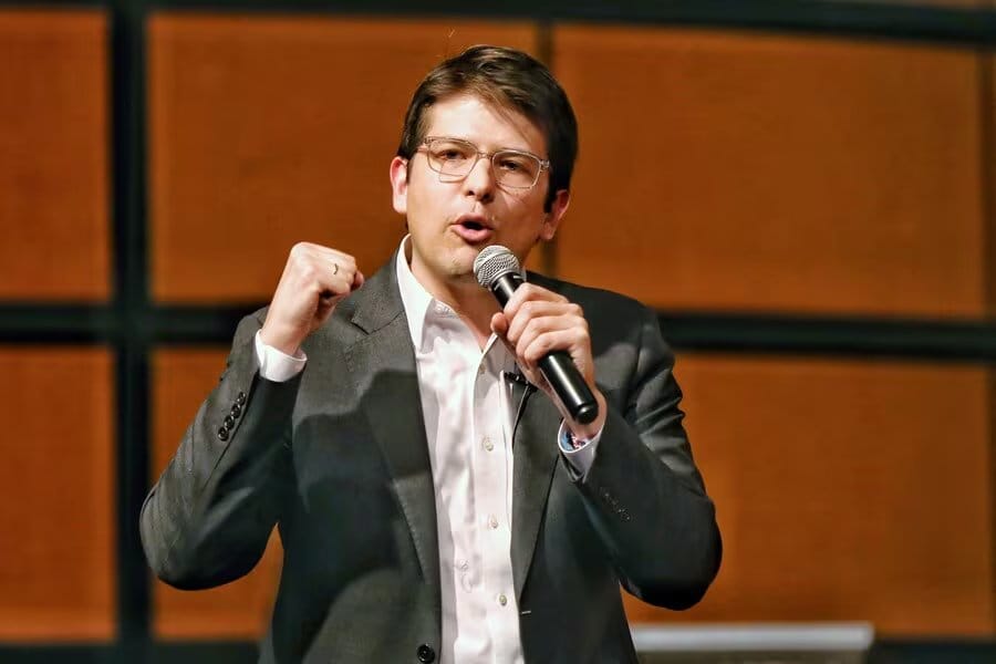 Tras la muerte de Uribe Turbay la derecha tradicional sufri&oacute; varias fracturas, en las que estuvo incluido el padre del precandidato asesinado - cr&eacute;dito Colprensa