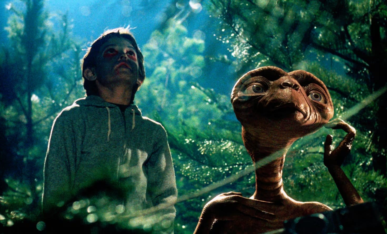Spielberg resalt&oacute; el juego de luz y sombra como elemento esencial en sus escenas, valorando la observaci&oacute;n intensa del entorno (Universal Pictures)