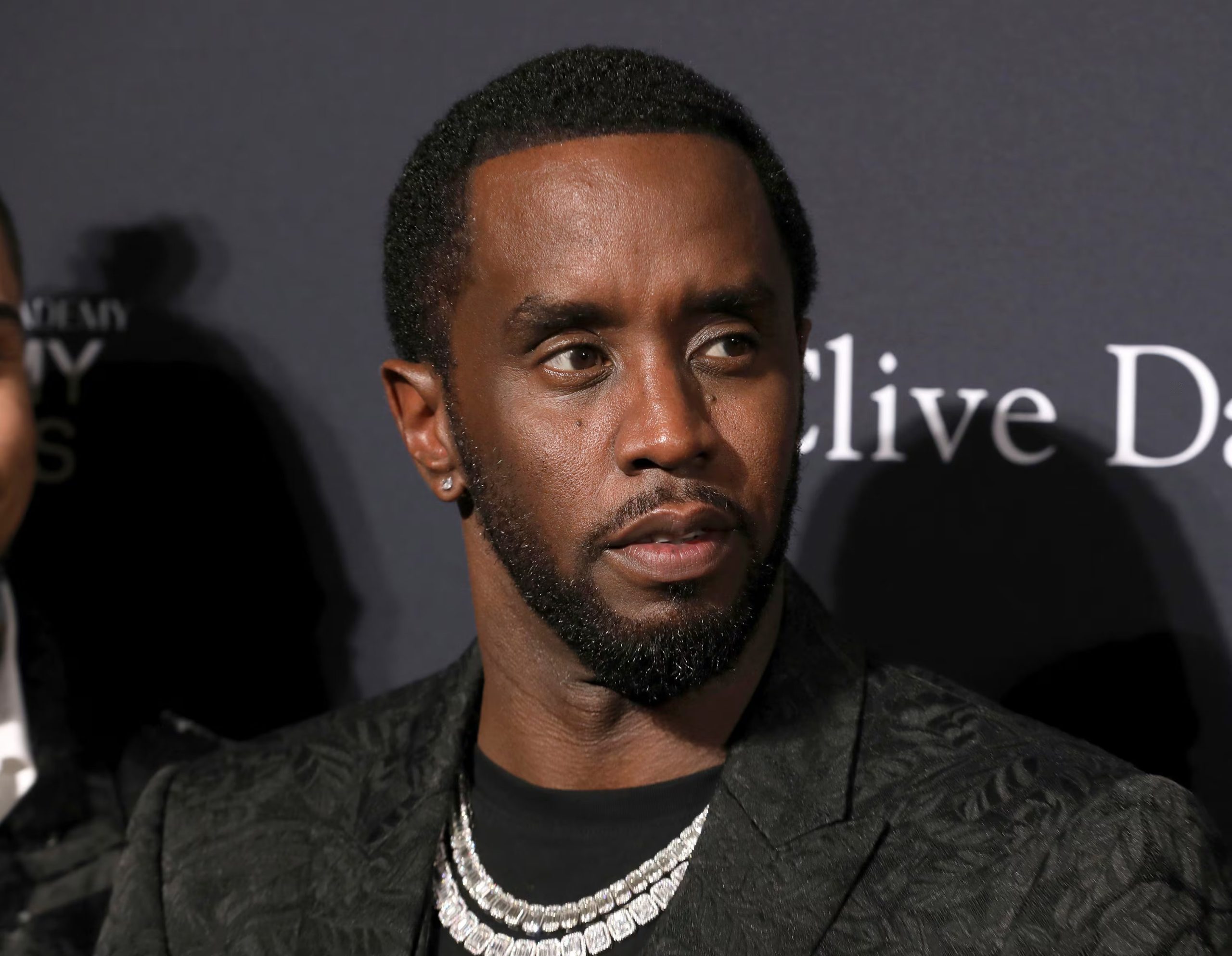Sean &ldquo;Diddy&rdquo; Combs le pidi&oacute; piedad a un juez bajo el argumento de llevar 25 a&ntilde;os sobrio y estar en terapia. (Mark Von Holden/Invision/AP)