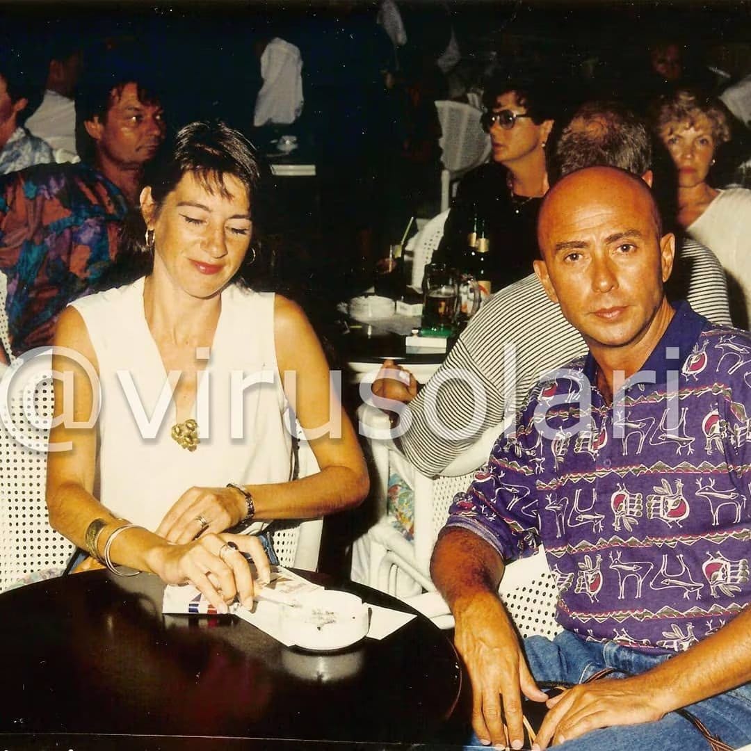 El legendario músico Indio Solari y su mujer Virginia aparecen juntos en una salida nocturna