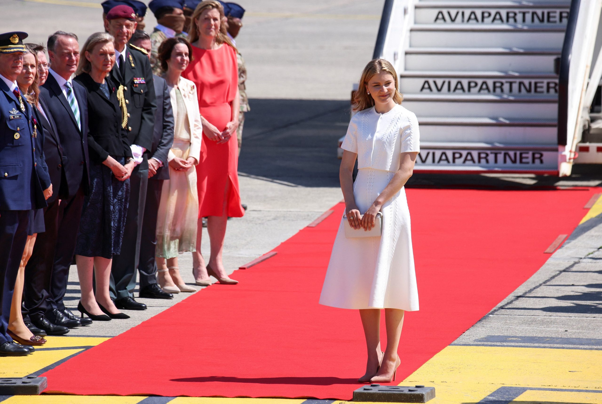 Elisabeth de B&eacute;lgica recibe a los emperadores de Jap&oacute;n (REUTERS/Nicolas Economou)