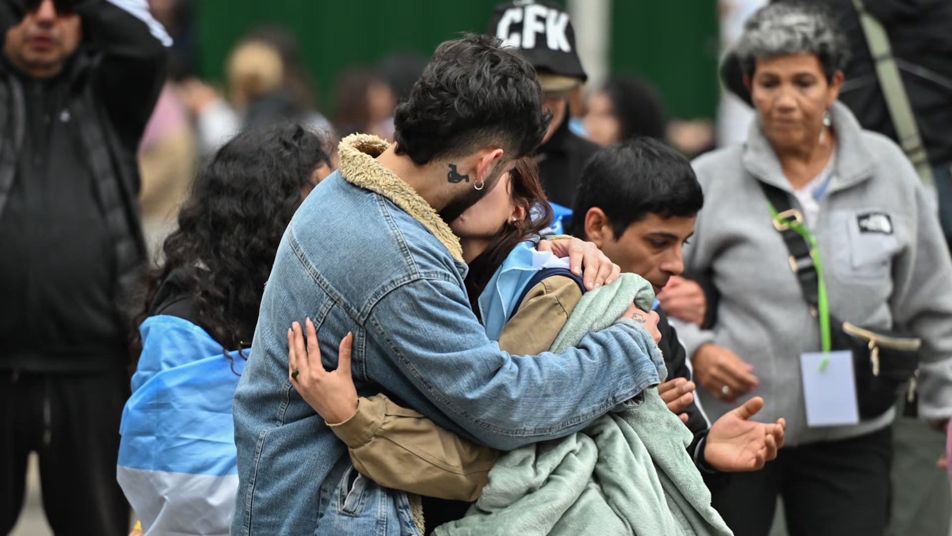 Miles de seguidores se congregaron en el Parque Los Derechos del Trabajador desde la jornada anterior