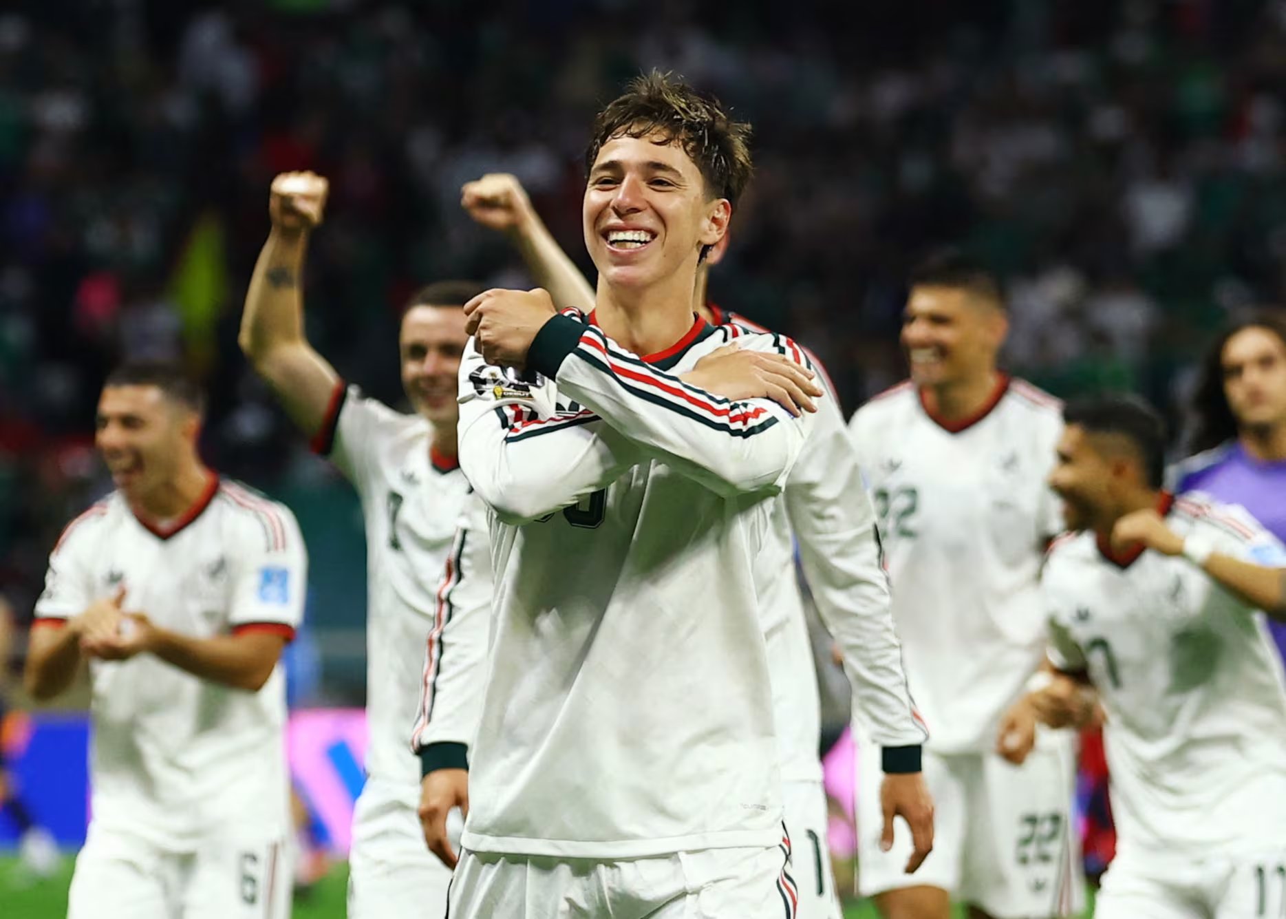 El lateral demostró por qué fue elegido para salir de la Liga MX a los Países Bajos. (REUTERS/Pedro Nunes)