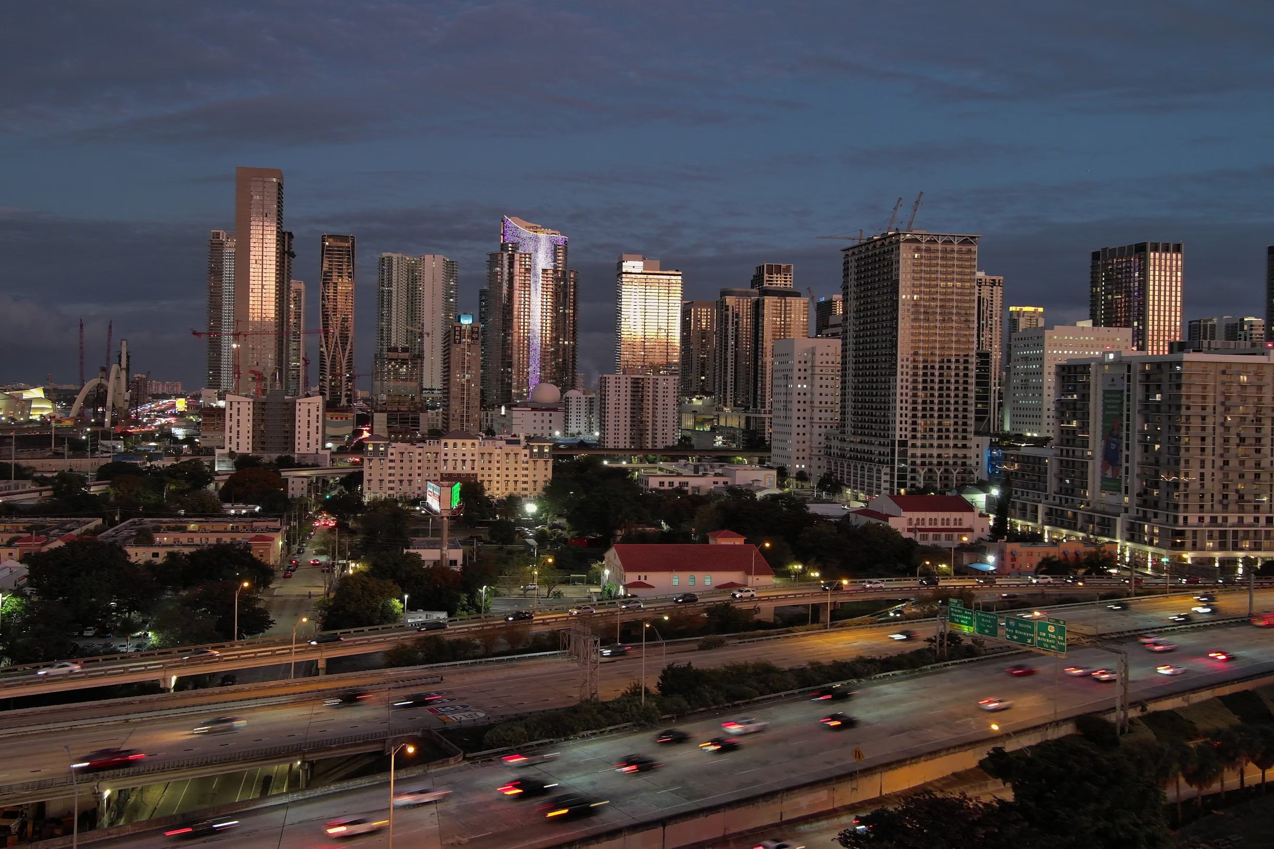 Florida fue el quinto estado m&aacute;s peligroso para caminar entre 2020 y 2024, con m&aacute;s de 3.700 muertes peatonales, seg&uacute;n Smart Growth America (REUTERS/Kirby Lee)