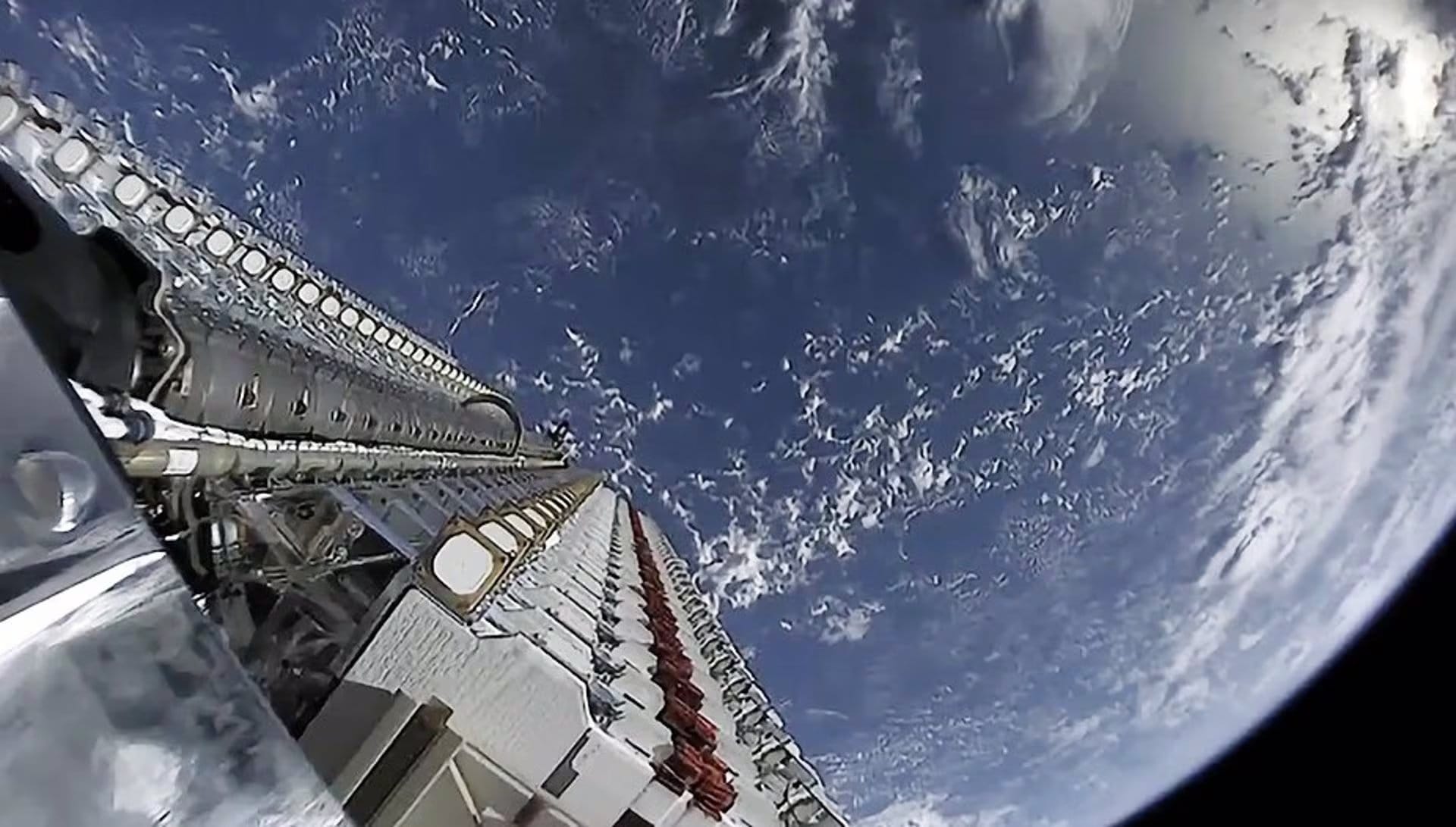 Starlink, con m&aacute;s de 10.000 sat&eacute;lites activos, es actualmente el negocio m&aacute;s rentable de SpaceX. (Europa Press)