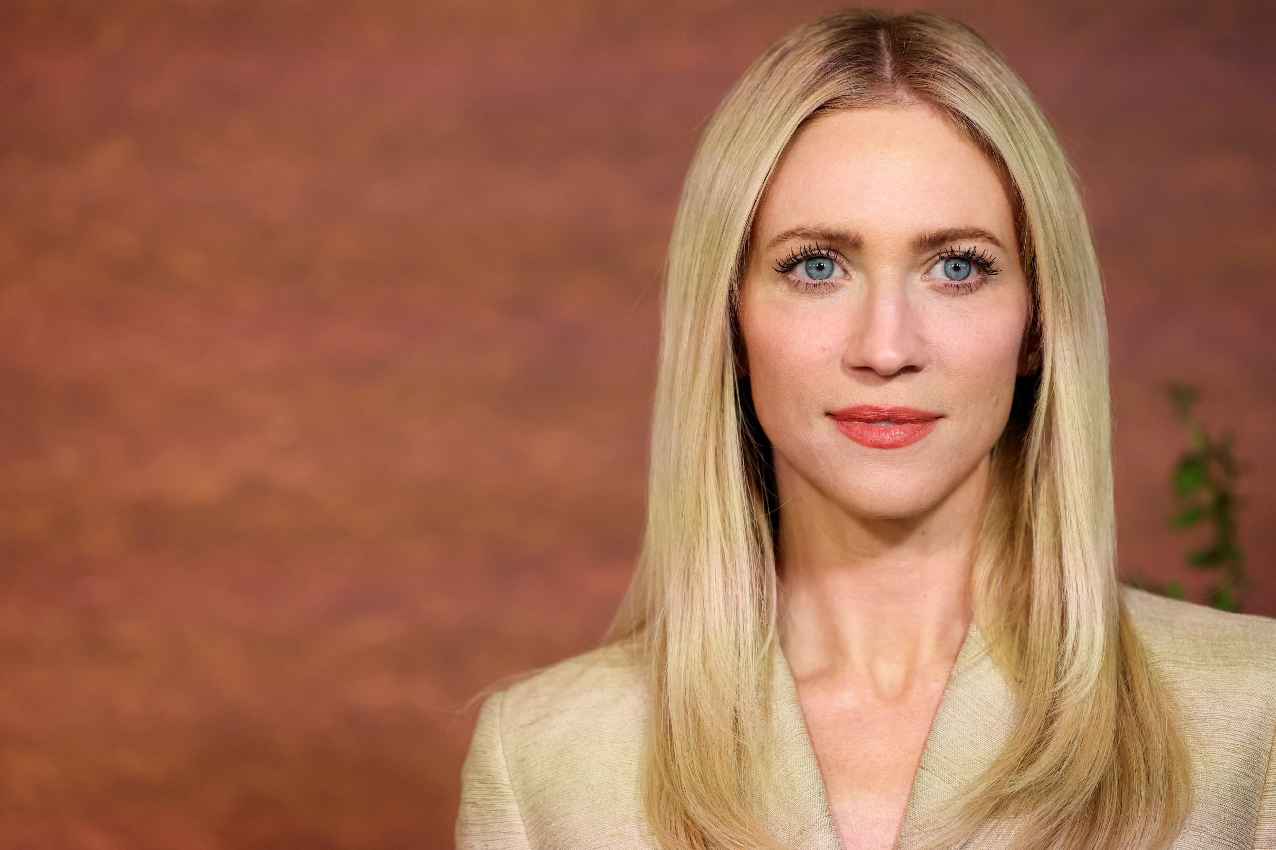 Brittany Snow contó que la música de Aquilo conmueve a su padre con alzhéimer y definió su gusto musical por canciones que la hacen bailar, llorar o volver a un recuerdo (REUTERS/Mario Anzuoni)
