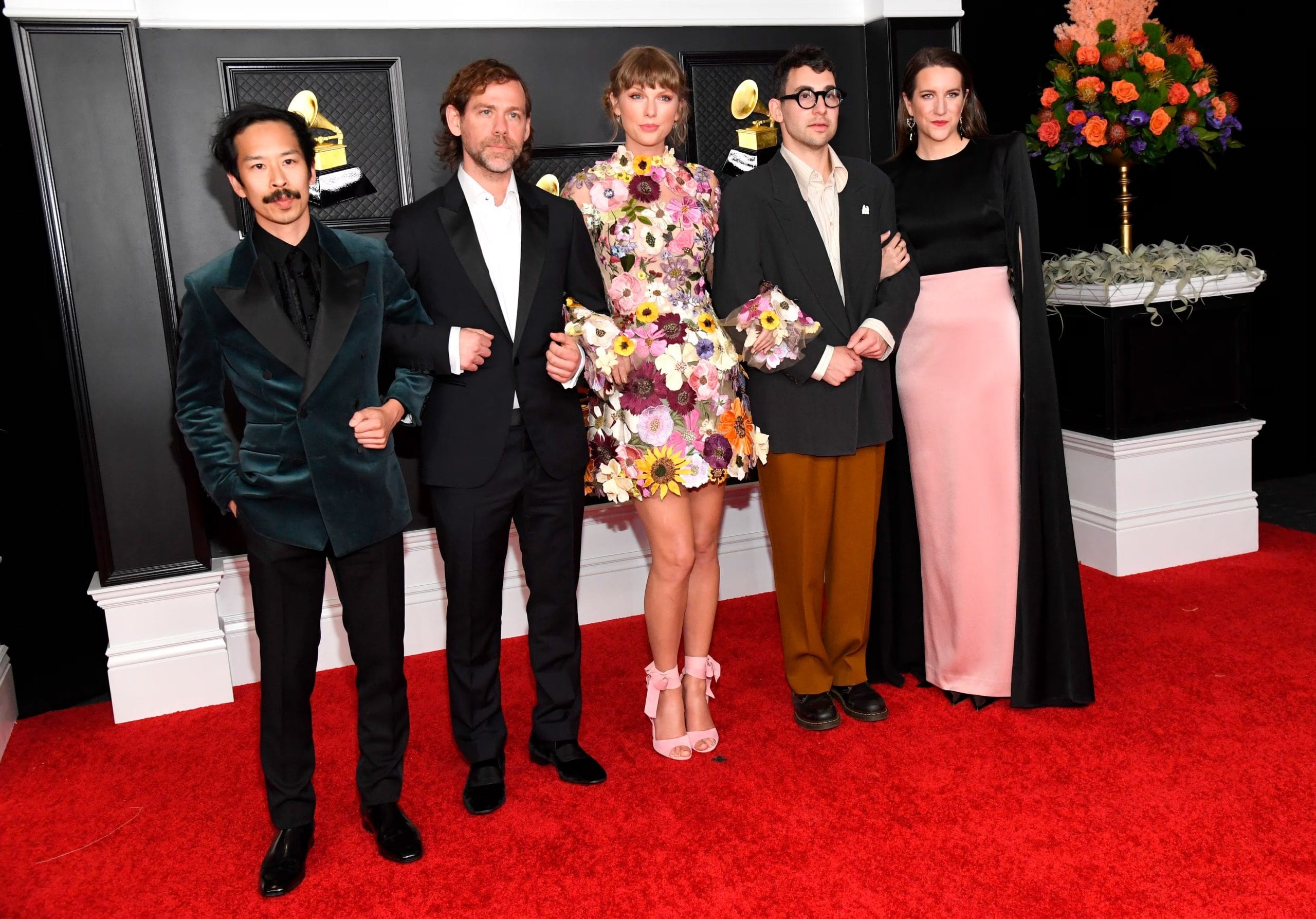 Taylor Swift y Jack Antonoff retomaron su colaboración para Toy Story 5 con un sonido country y country-pop - EFE/EPA/KEVIN MAZUR