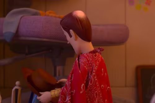 Imagen de la famosa calva de Woody en 'Toy Story 5'