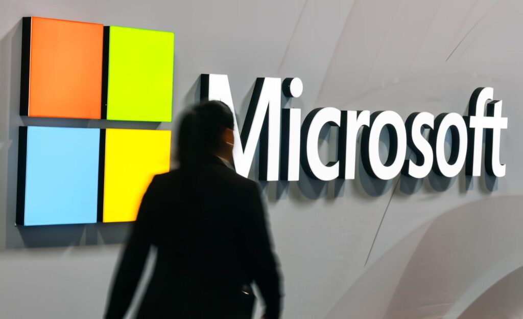 Microsoft prepara nueva ola de despidos en EE.UU. con foco en IA