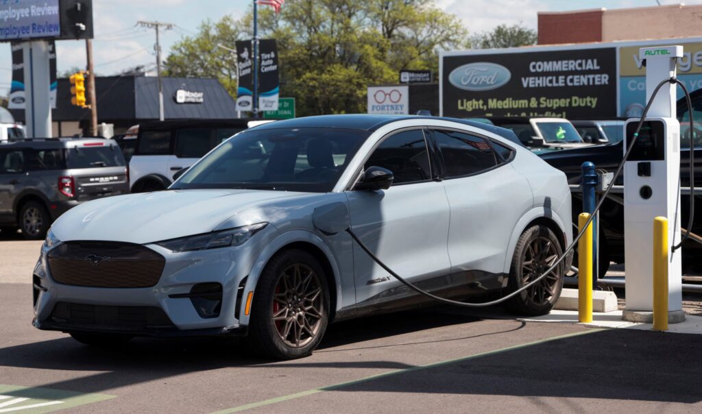 Ford retira 110.000 Mustangs y Mach-E en EE.UU. por dos graves fallas