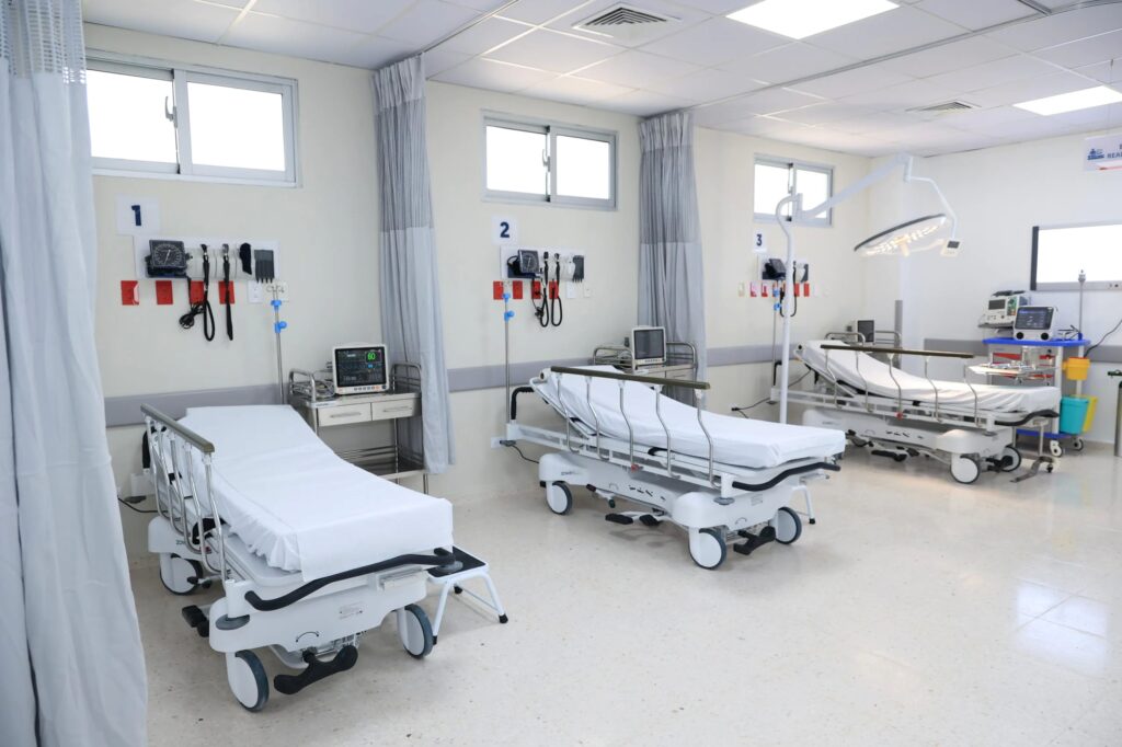Entregan remozado Hospital Municipal de Guayubín con inversión superior a RD$138 millones
