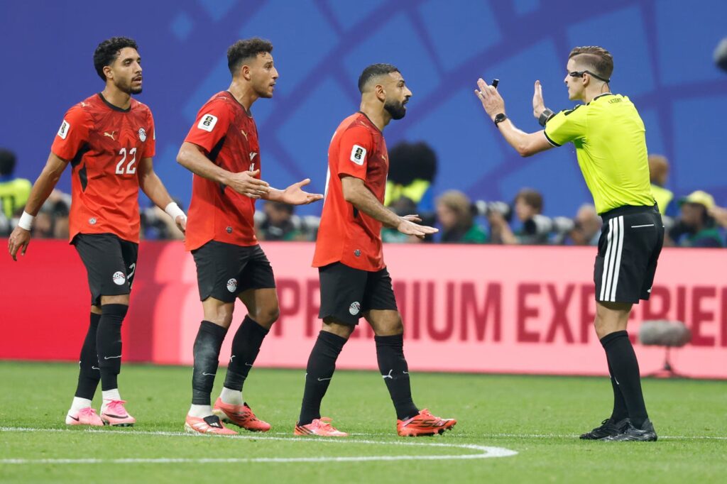 Gol anulado a Egipto enciende polémica arbitral contra VAR en octavos