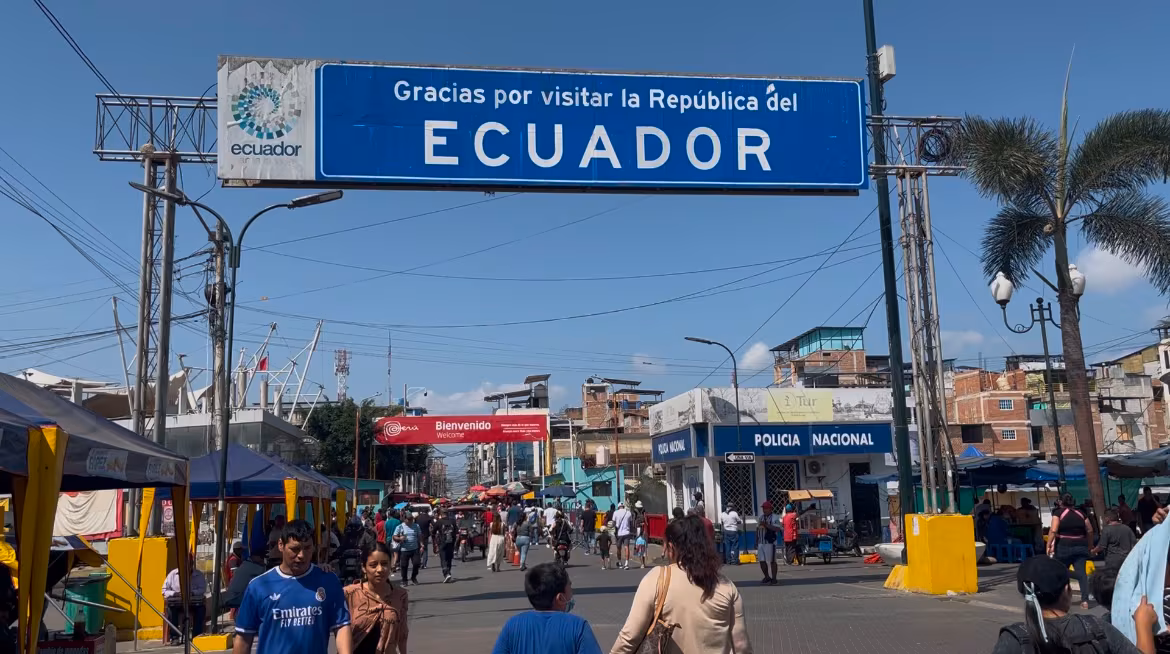 Senae restablece operaciones aduaneras en los pasos fronterizos del sur de Ecuador
