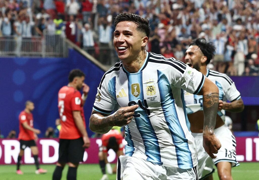 Padre de Enzo Fernández revela cómo vivió el gol de la clasificación de Argentina