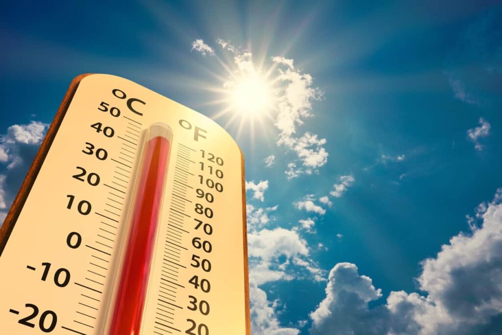 Se prevé disminución de lluvias y ambiente caluroso con polvo del Sahara este domingo