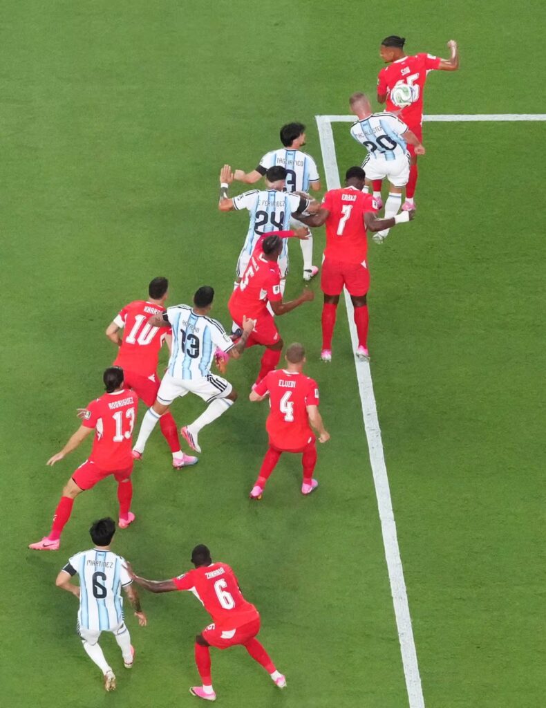 Scaloni agradeció a Walter Samuel por el gol de Mac Allister; Messi lo anticipó