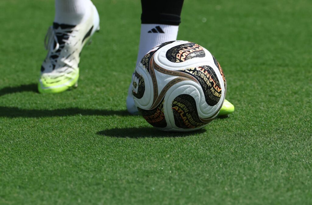 Argentina se prepara en Kansas City con nueva pelota y visita especial