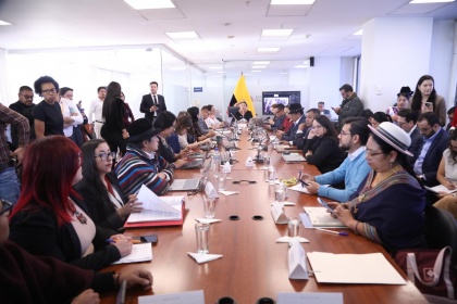 Comisión de Educación da seguimiento a la situación presupuestaria de la Universidad Amawtay Wasi