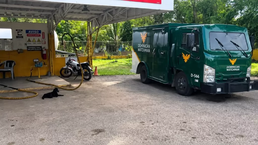 Asaltan estación Tropigas y camión de transporte de valores en Don Juan, Monte Plata