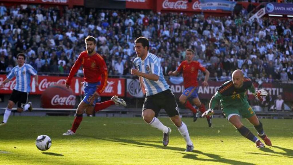 Final Mundial 2026: España usará camiseta roja y pantalón azul, como en 2010