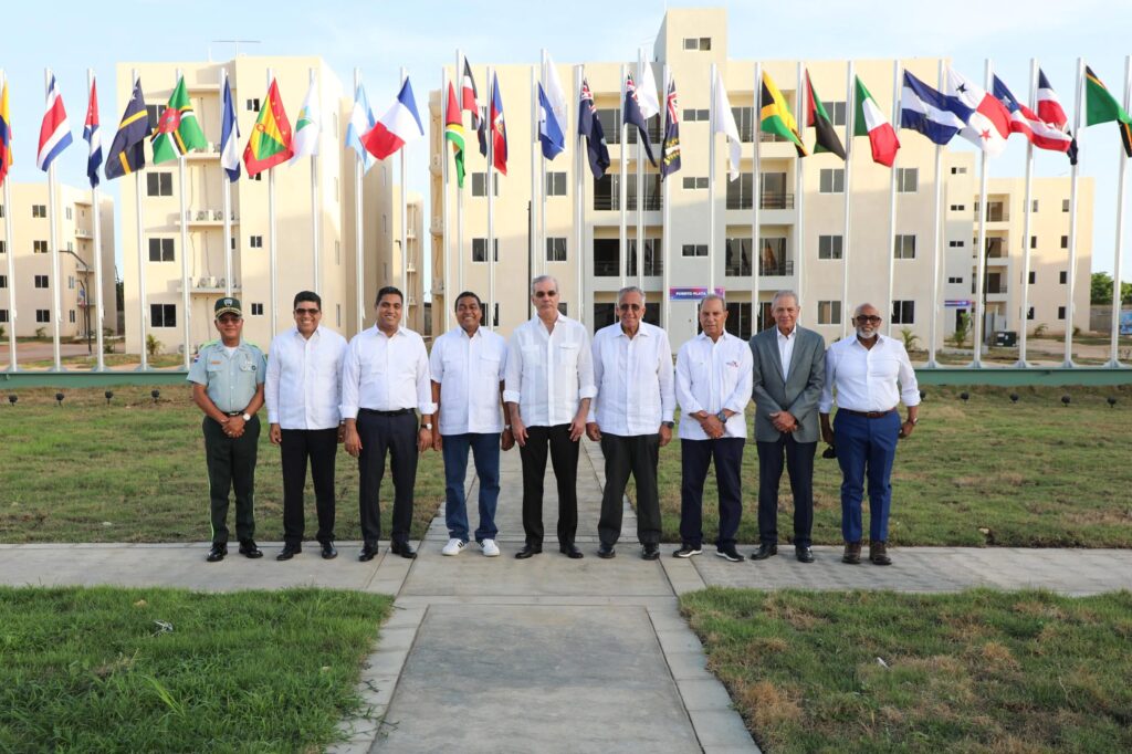 Abinader inaugura la Villa Centroamericana y del Caribe para los Juegos Santo Domingo 2026