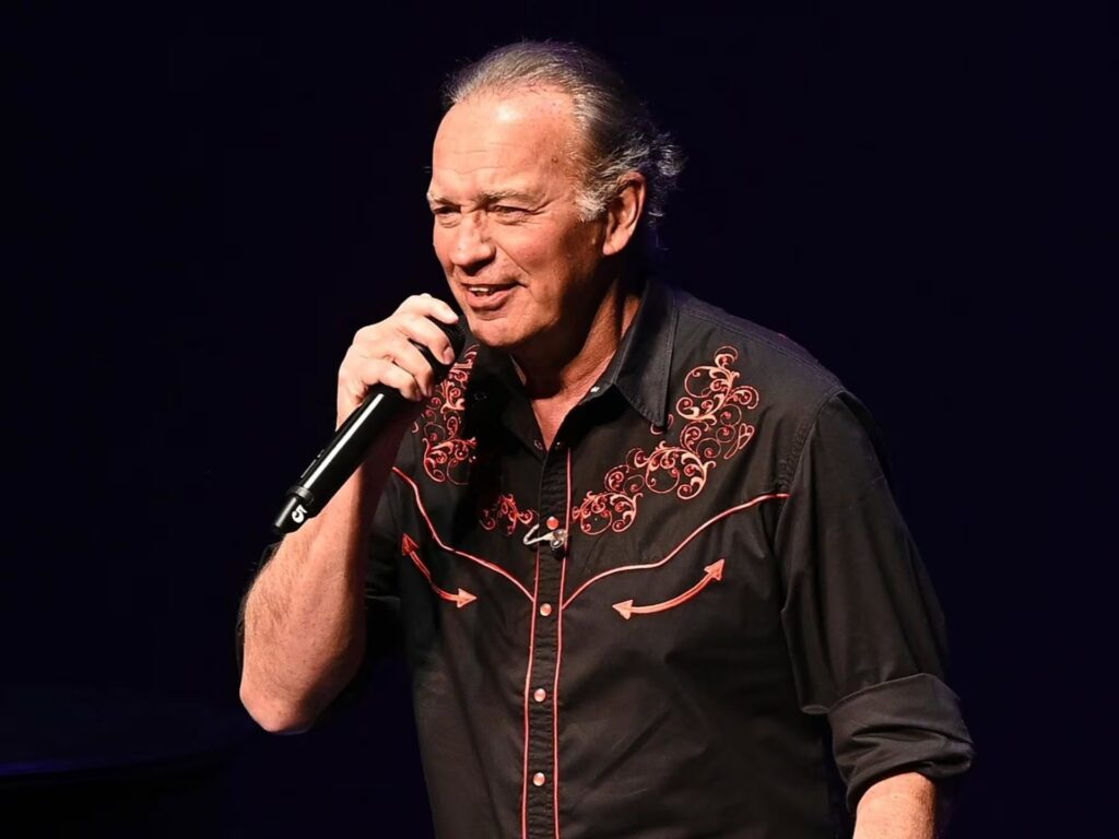 Bertín Osborne cancela concierto por salud y rechaza playback: «Es estafar»