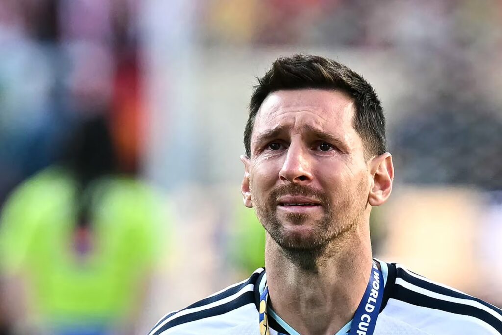 Gala de premios: llanto de Messi, saludo de Trump y celebración de España